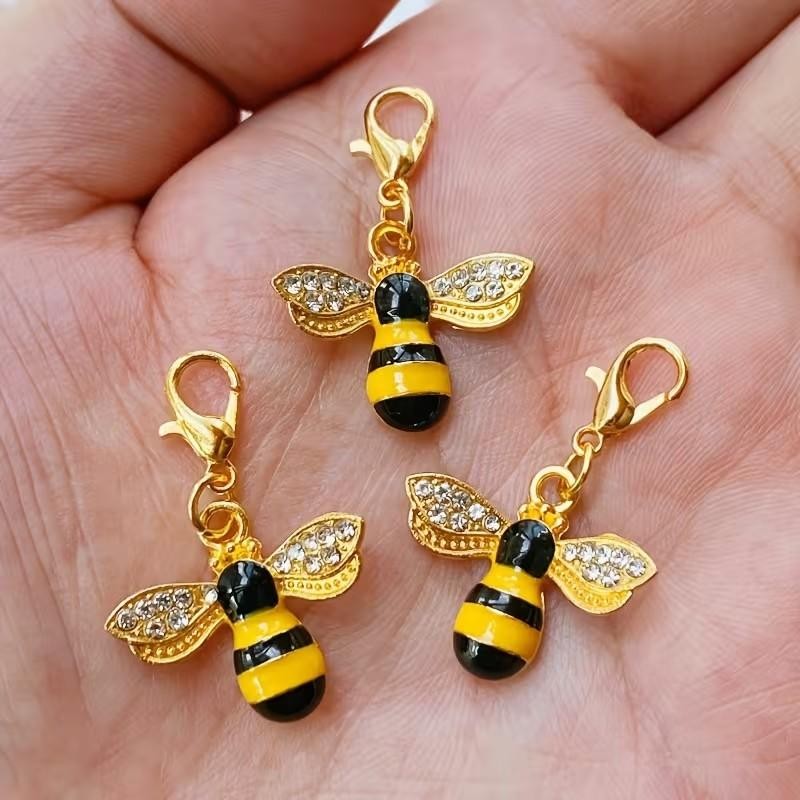 Metal Honey Bee Insect Charm Keyring Keychain Gift UK