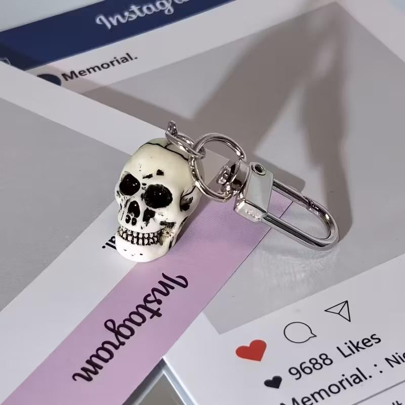 Mini White Gothic Skull Keyring Premium Keychain Gift UK