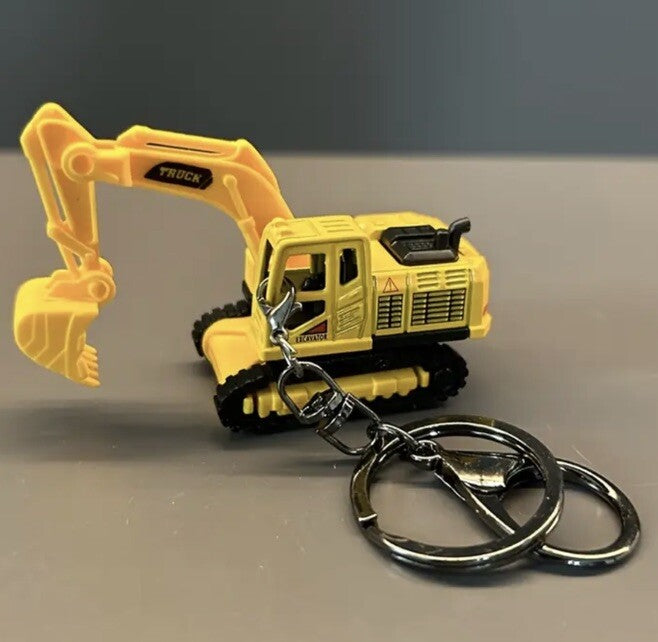 Mini Yellow Builder Construction Excavator Keyring Premium Keychain Gift UK