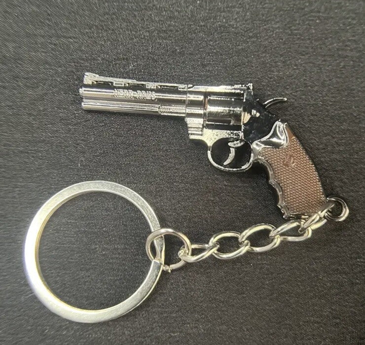 Mini Classic Revolver Pistol Gun Shaped Keyring Premium Keychain Gift UK