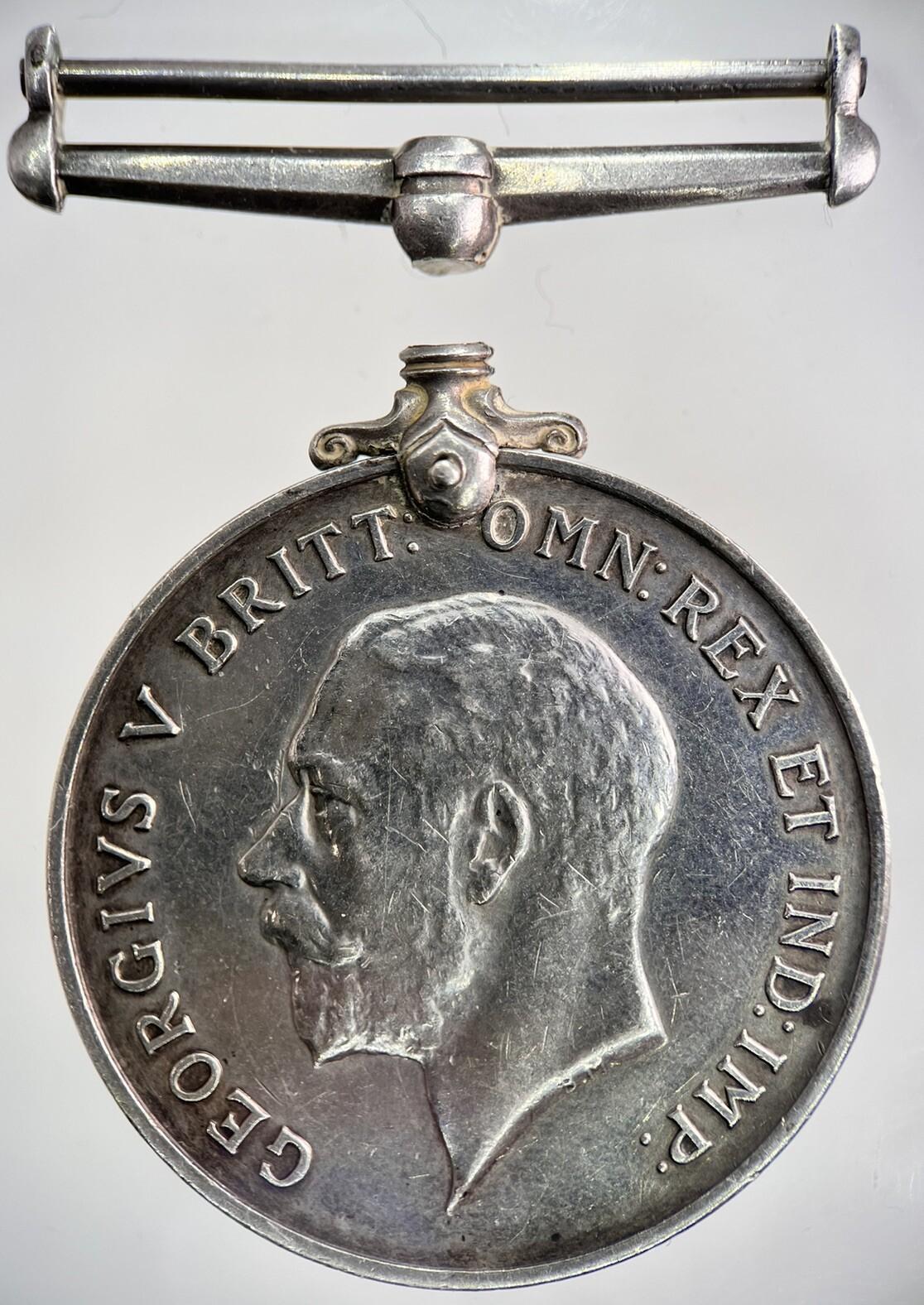 1914-1918 WWI George V Service Silver Medal Marked ‘4592PTE . R . Glow’