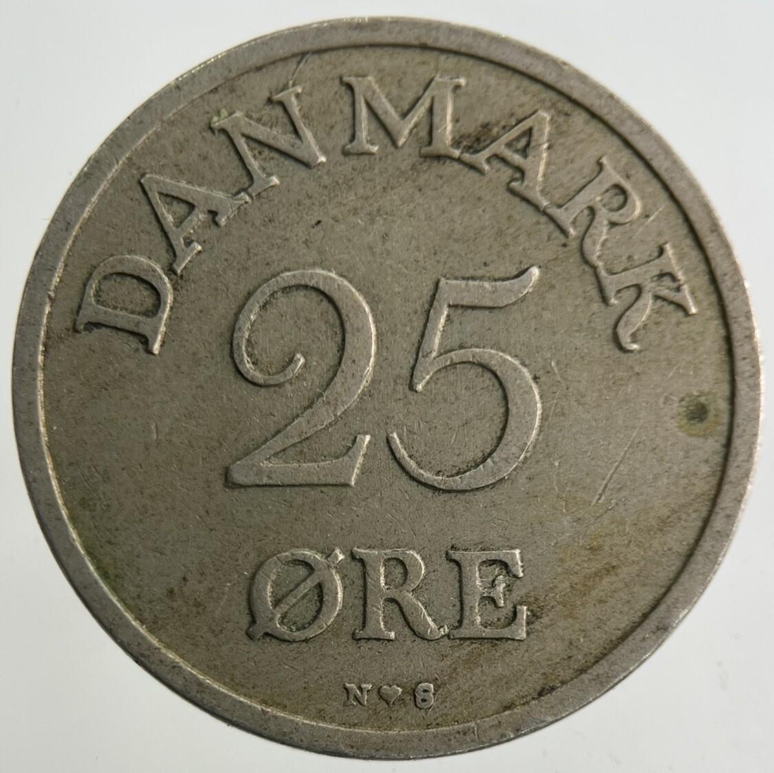 1950 Denmark 25 Ore Coin | Fine Collectable Grade
