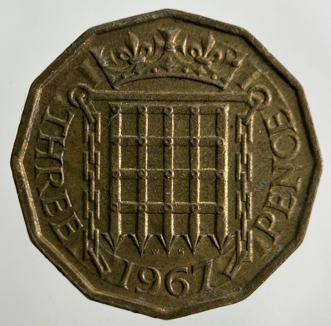 1967 Elizabeth II 2nd Brass Threepence Coin | Fine Collectable Grade