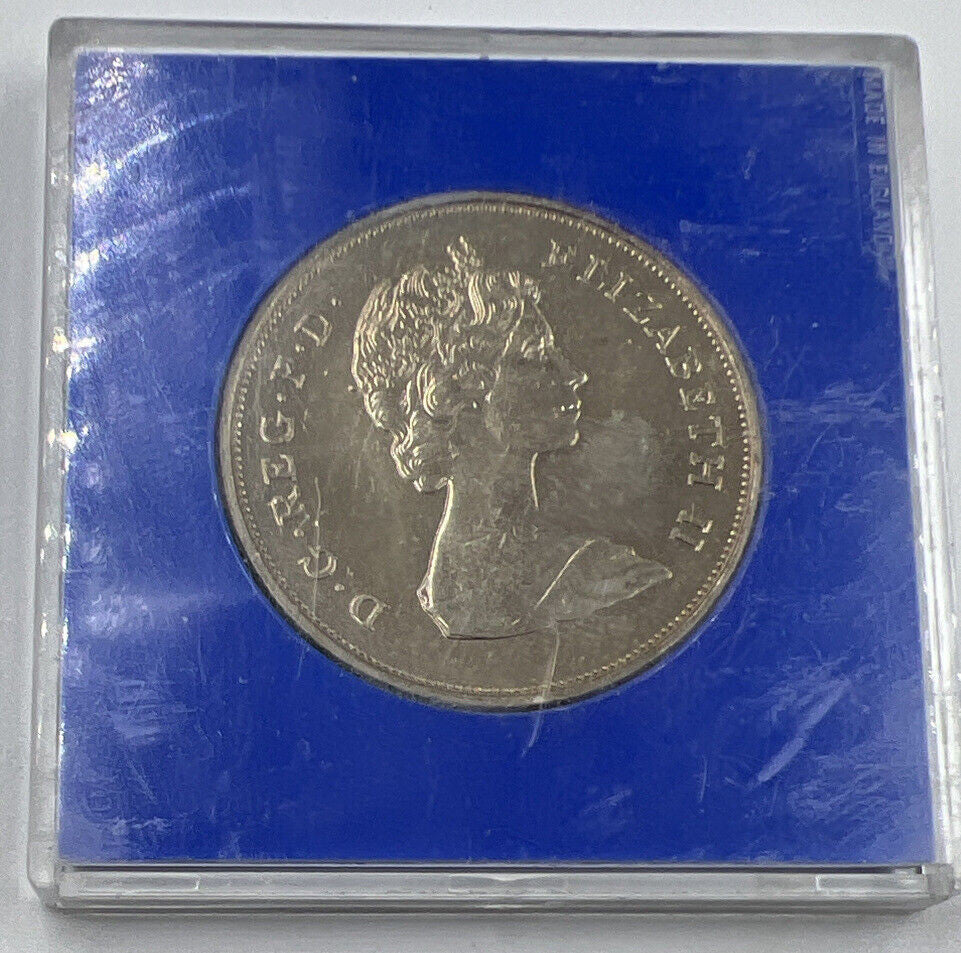 1981 Diana & Charles Crown Coin in Case | Collectable Grade | a90379