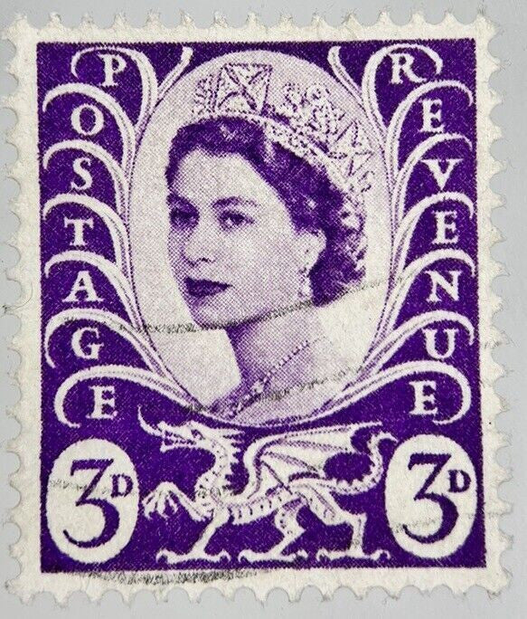 British Elizabeth II 3 Three-Pence 3d Stamp | Collectable Grade