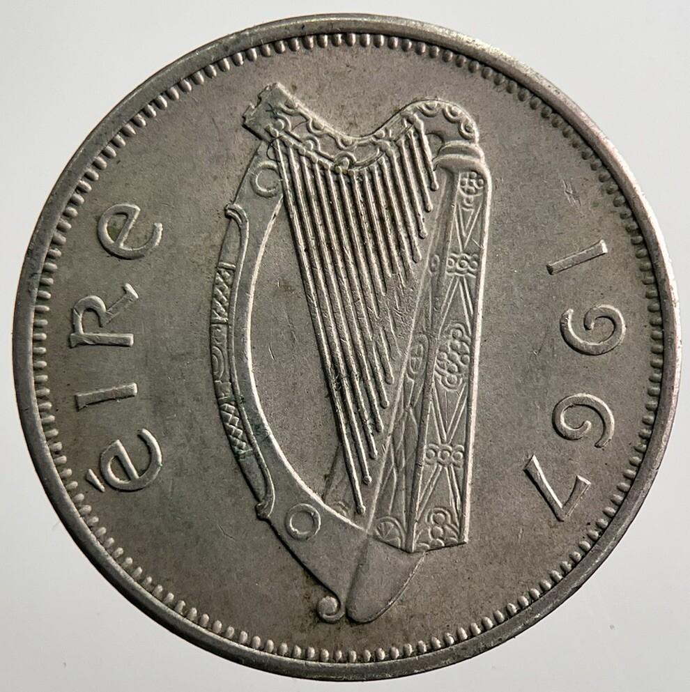 1967 Irish Dog Sixpence Coin | Very High Grade | a7460