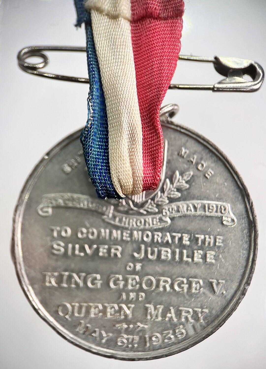 1935 George V Mary Silver Jubilee Medal With Ribbon | Collectable Grade | a2191