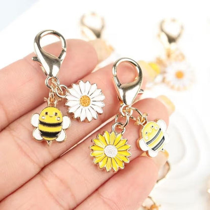 Metal Honey Bee & Sunflower / Daisy Charm Keyring Keychain Gift UK