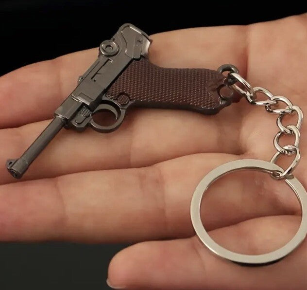 Mini German WWII Luger Pistol Gun Metal Keyring Premium Keychain Gift UK