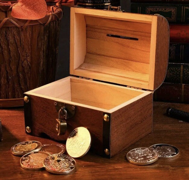 Rustic Vintage Wooden Treasure Chest Coin Savings Box with Lock & Key