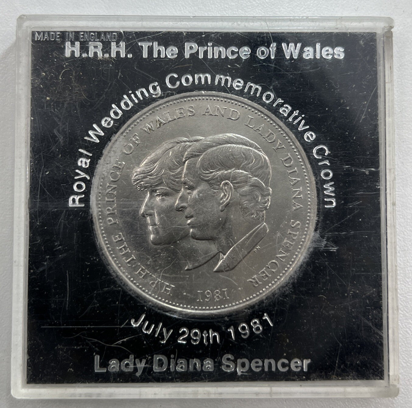 1981 Charles & Diana Crown British Coin In Case | Collectable Grade | a9169