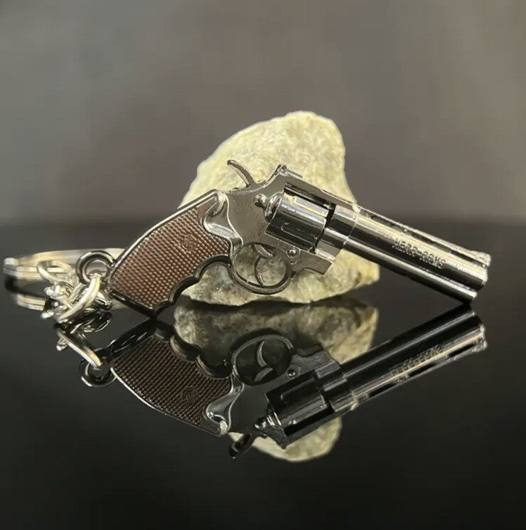 Mini Classic Revolver Pistol Gun Shaped Keyring Premium Keychain Gift UK