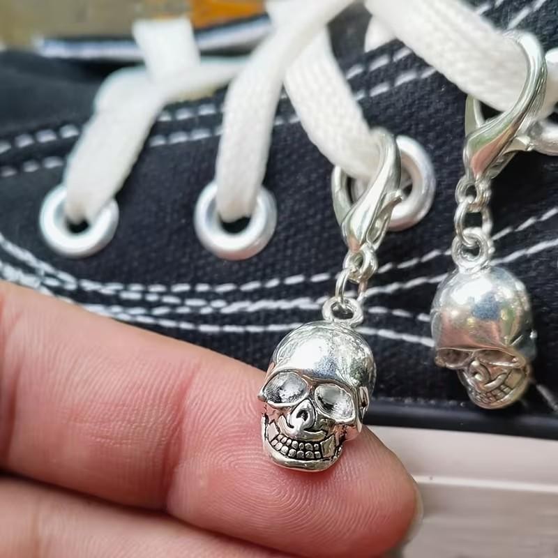 Mini Metal Gothic Skull Keyring Clip Charm Premium Keychain Gift UK