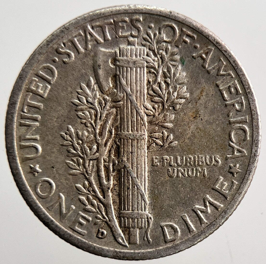 1942 - D US USA Mercury Dime Silver Coin | Fine Collectable Grade | a3670