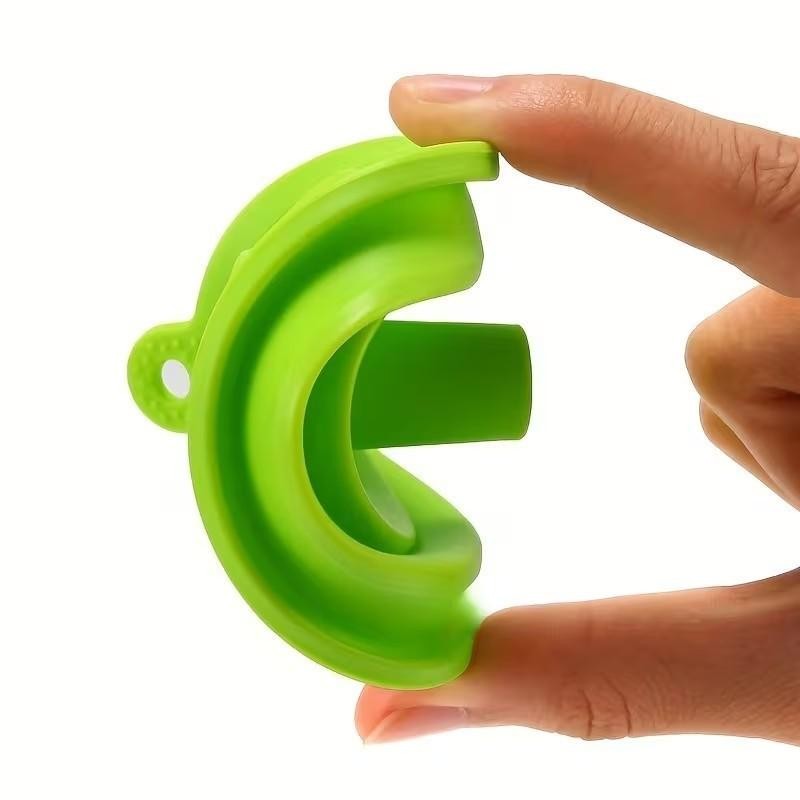 1pc Green Silicone Collapsible Funnel Kitchen for Water Bottle Liquid Transfer