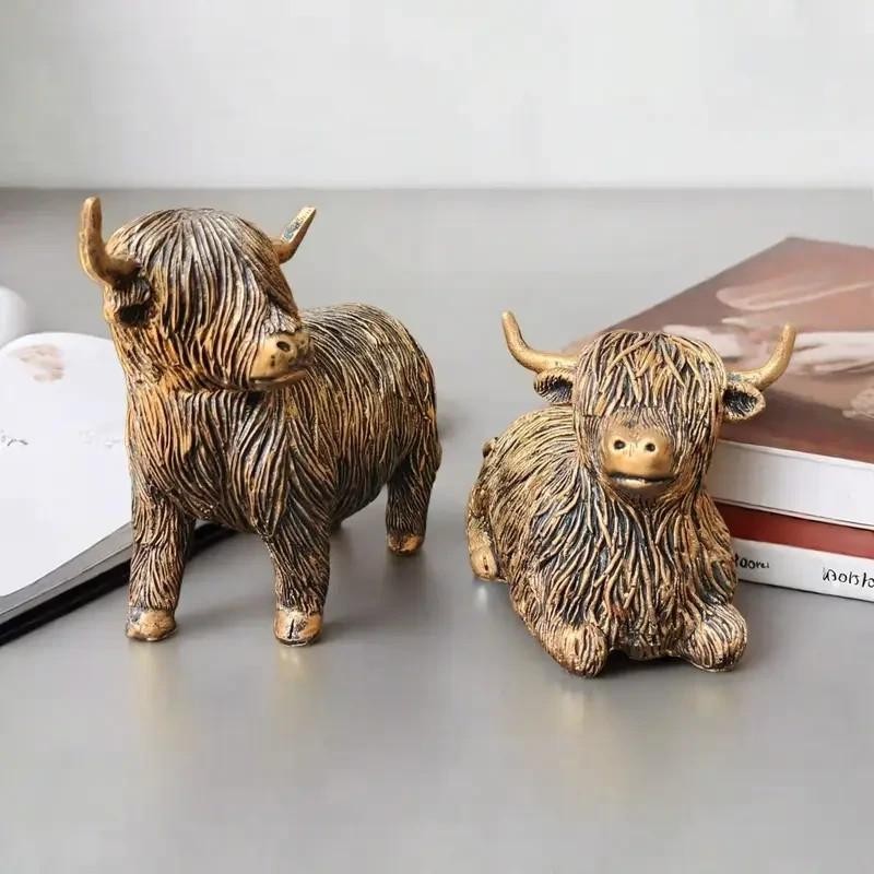 x2 Resin Golden Figurines of Highland Cows Home Figurine Sculpture Gift UK