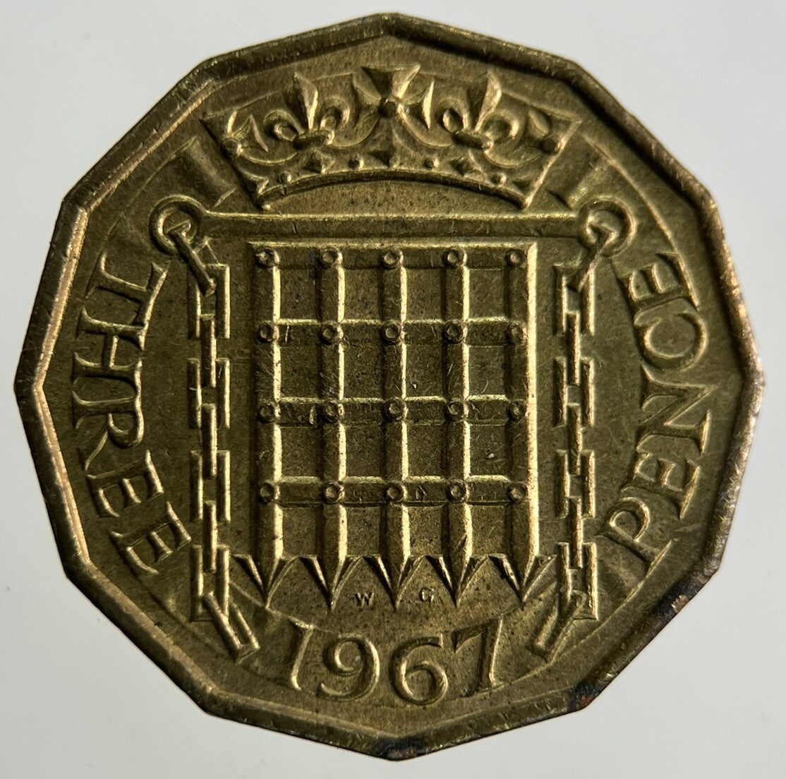 1967 Elizabeth II 2nd Brass Threepence Coin | Fine Collectable Grade