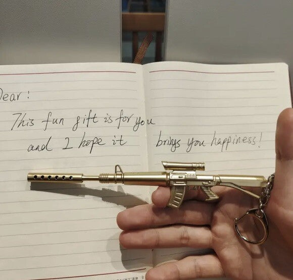 Assault Rifle Gold Gun Shaped Gel Ink Pen Keyring Premium Keychain Gift UK