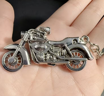 Mini Metal Classic Motorbike With Turning Wheels Keyring Keychain Gift UK