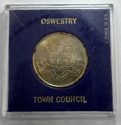 2002 Oswestry Town Council Elizabeth Coin In Case | Collectable Grade | a90339