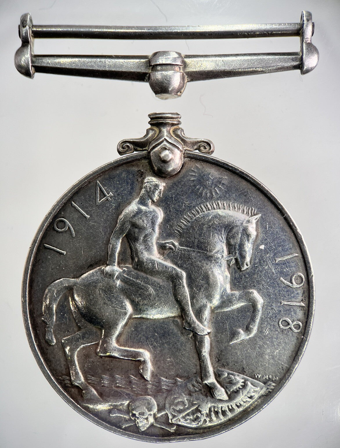 1914-1918 WWI George V Service Silver Medal Marked ‘4592PTE . R . Glow’