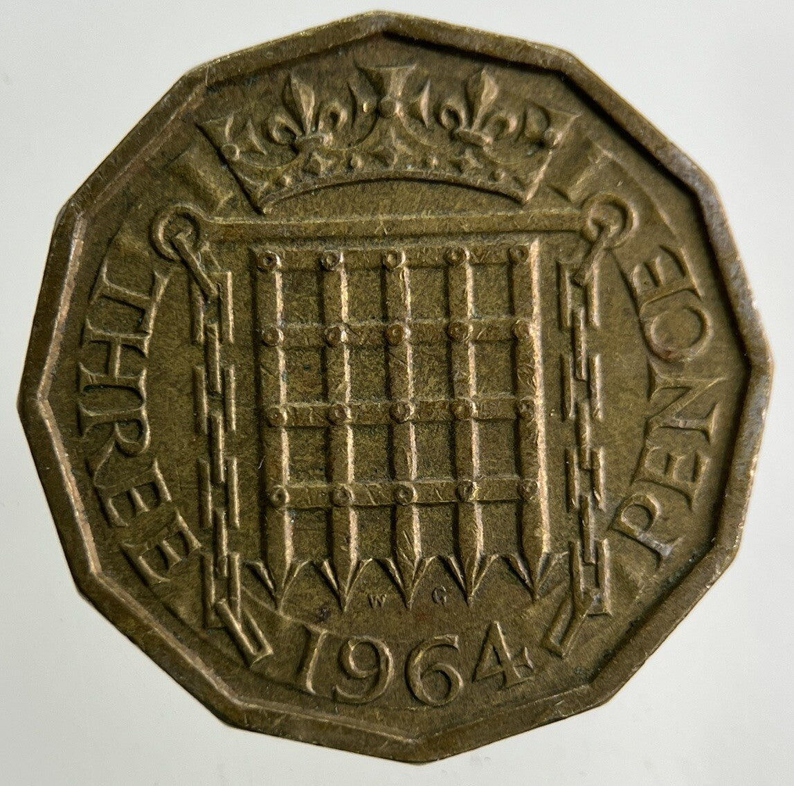 1964 Elizabeth II 2nd Brass Threepence Coin | Fine Collectable Grade