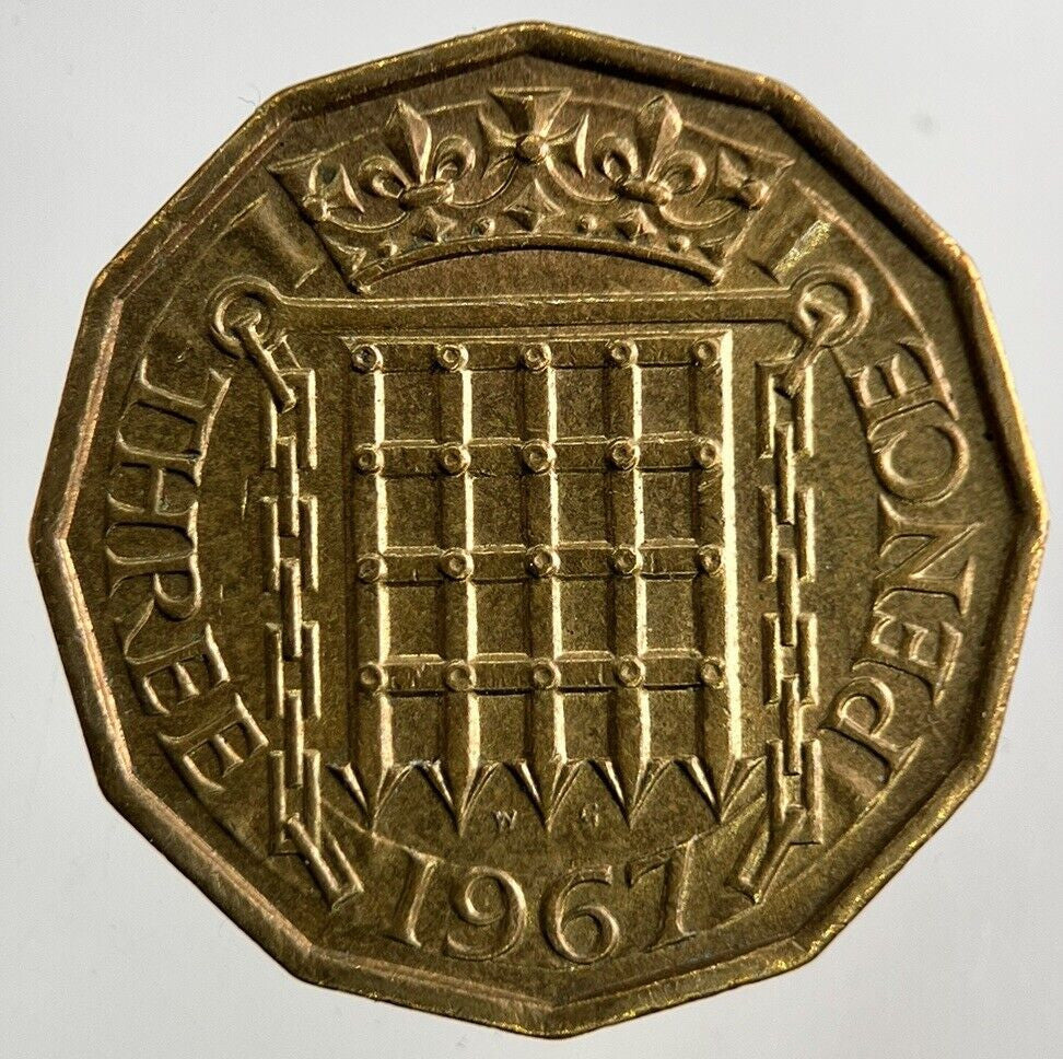 1967 Elizabeth II 2nd Brass Threepence Coin | Fine Collectable Grade