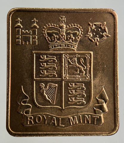 1970 Elizabeth II 2nd Royal Mint Token Coin | Fine Collectable Grade