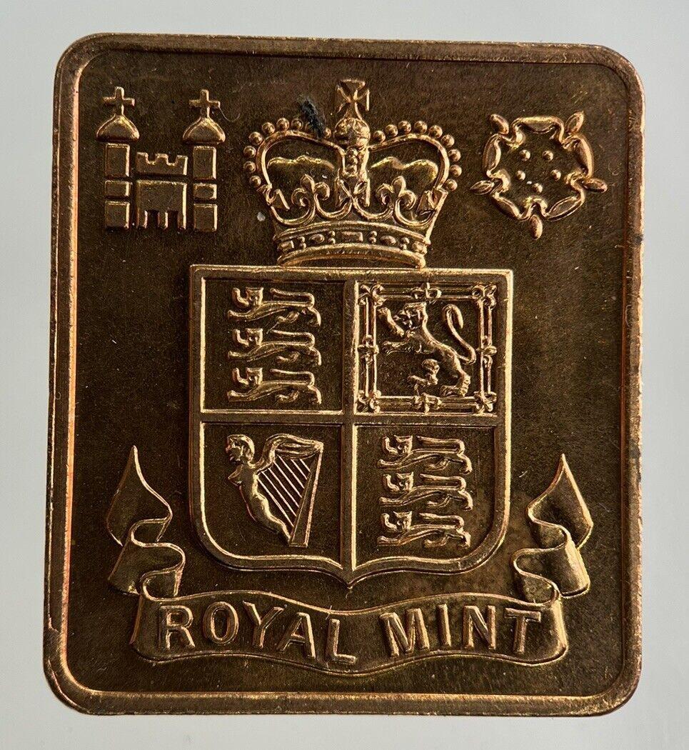 1976 Elizabeth II 2nd Royal Mint Token Coin | Fine Collectable Grade