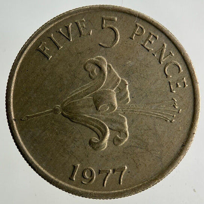 1977 Guernsey 5p Five-Pence Coin | Fine Collectable Grade