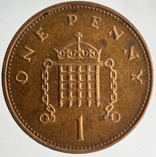 2000 Elizabeth II 2nd 1p One Penny Coin | Very Fine Grade