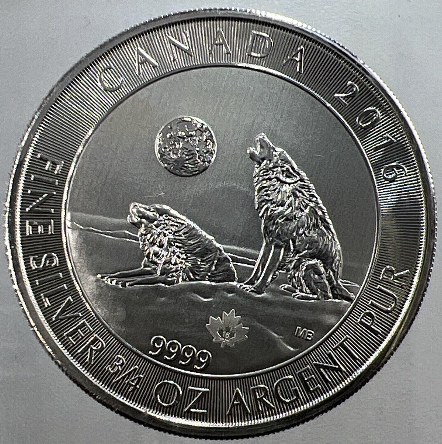 2016 Canadian Mint Wolf 3/4 oz Silver Coin | a3901
