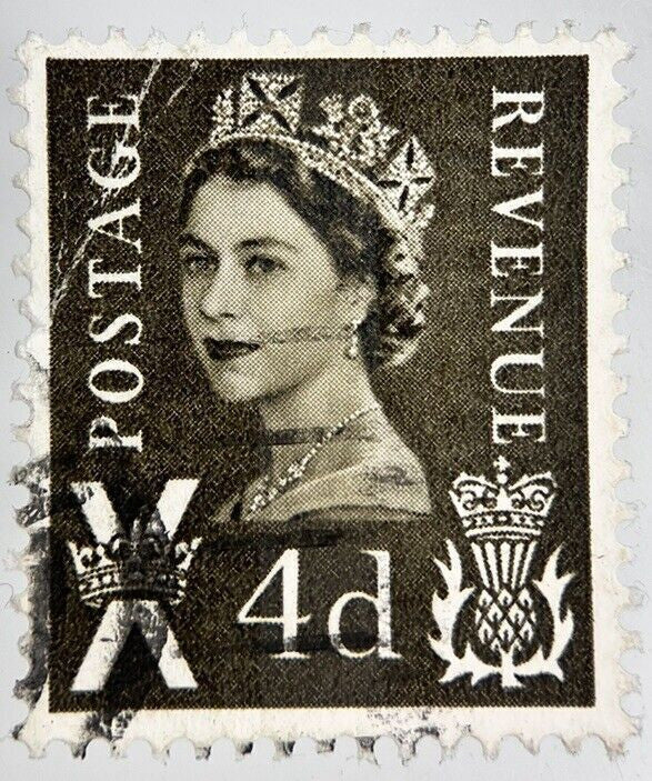 British Elizabeth II 4 Four-Pence Stamp | Collectable Grade