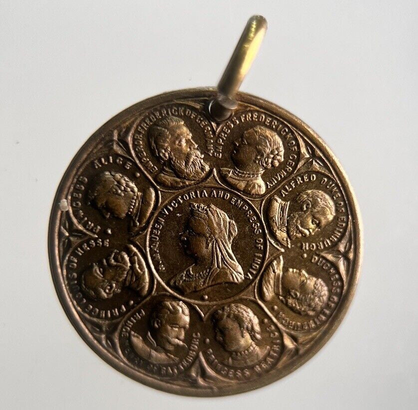 British Queen Victoria Medal | Fine Collectable Grade | a4413