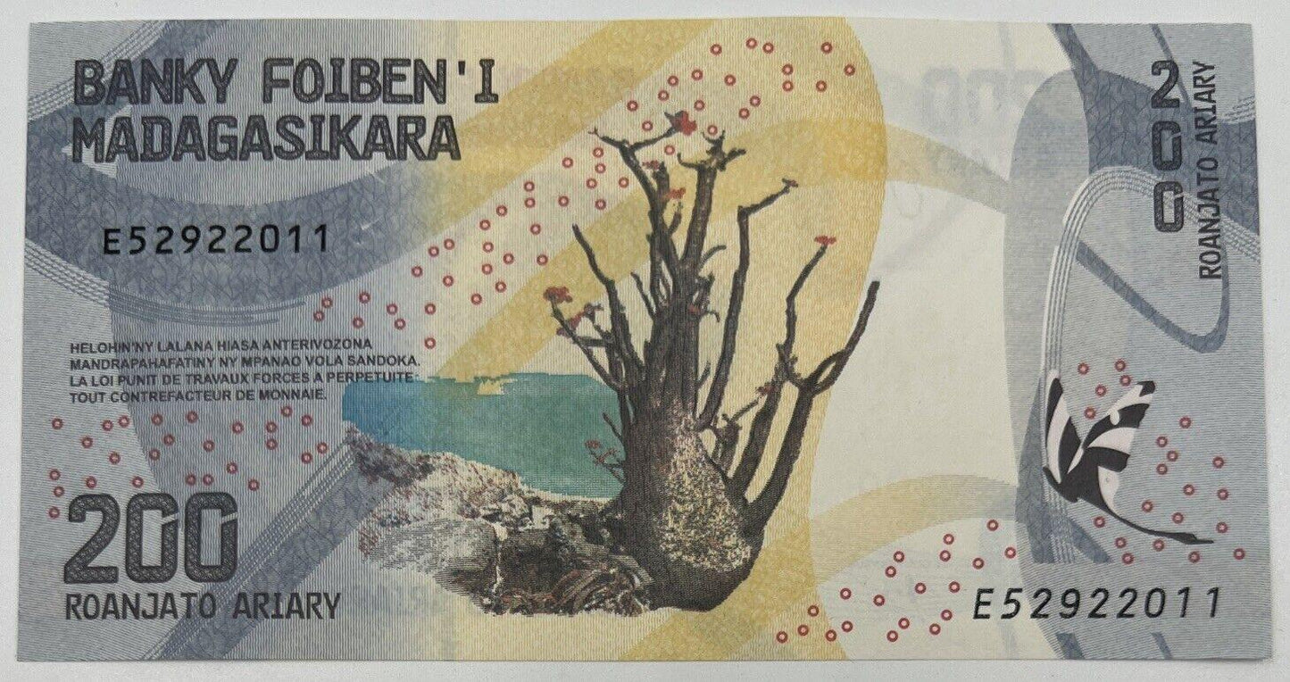 Old Vintage Africa Madagascar 200 Ariary Banknote | Collectable Grade