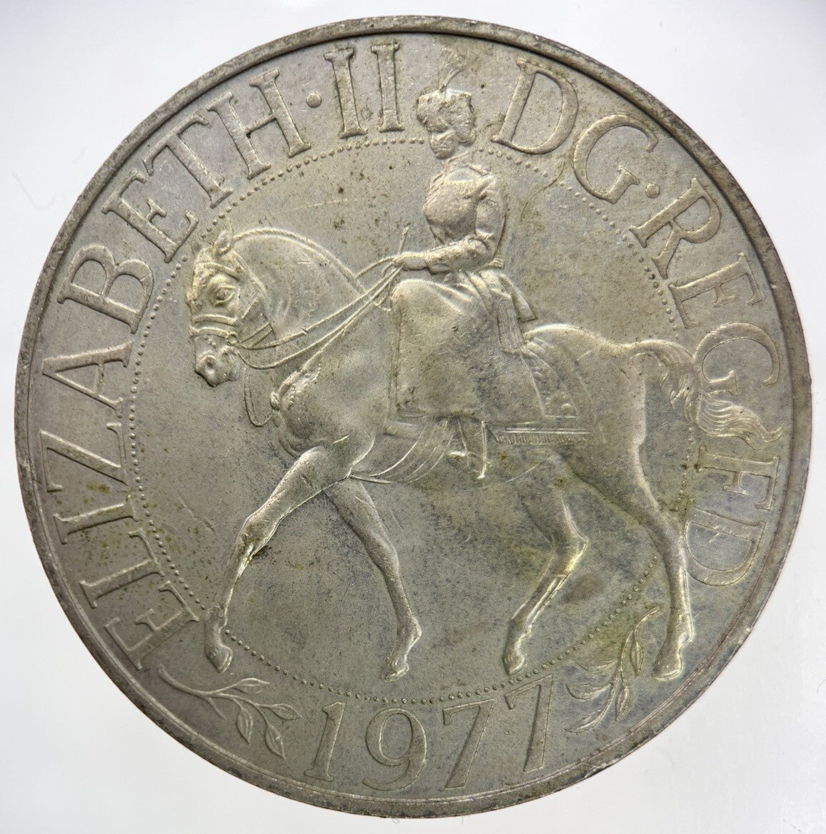 1977 Elizabeth II 2nd Jubilee Crown British Coin | Very High Grade | a4824