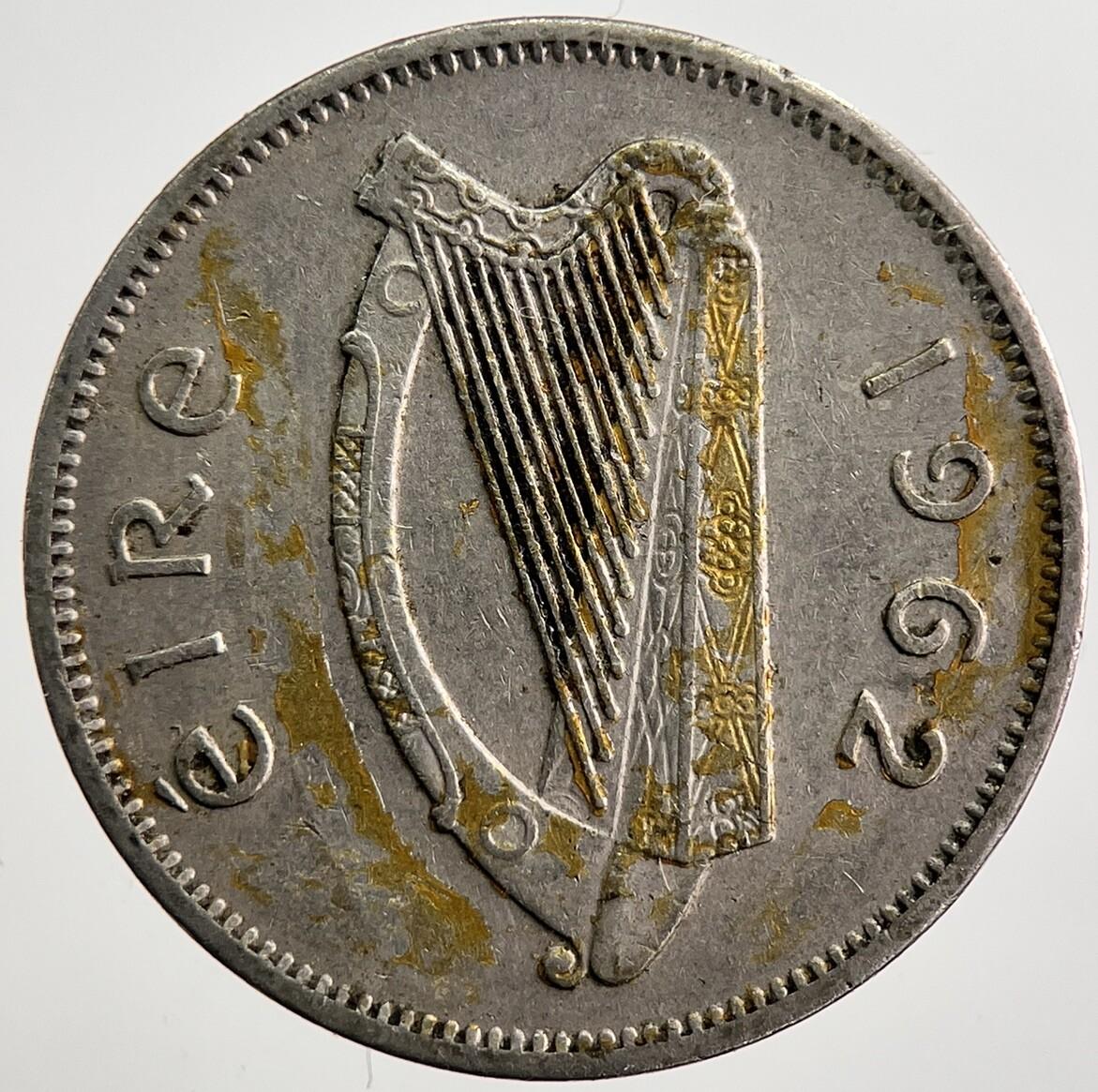 1962 Irish Dog Sixpence Coin | Very High Grade | a7463