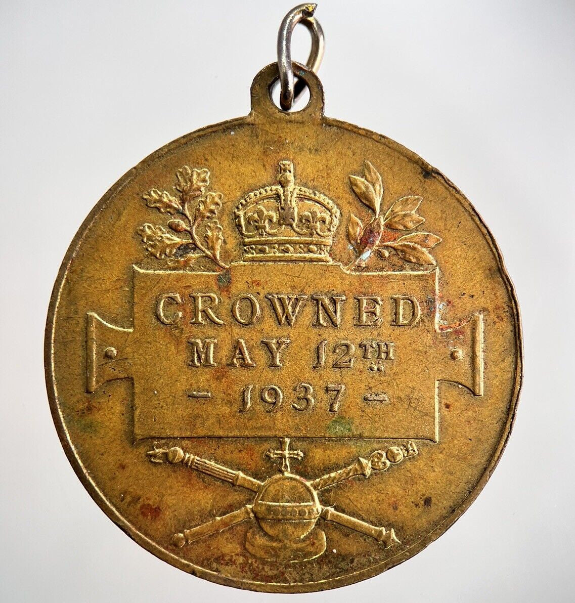 1937 King George VI Crowned Coronation Commemorative Medal | a2542