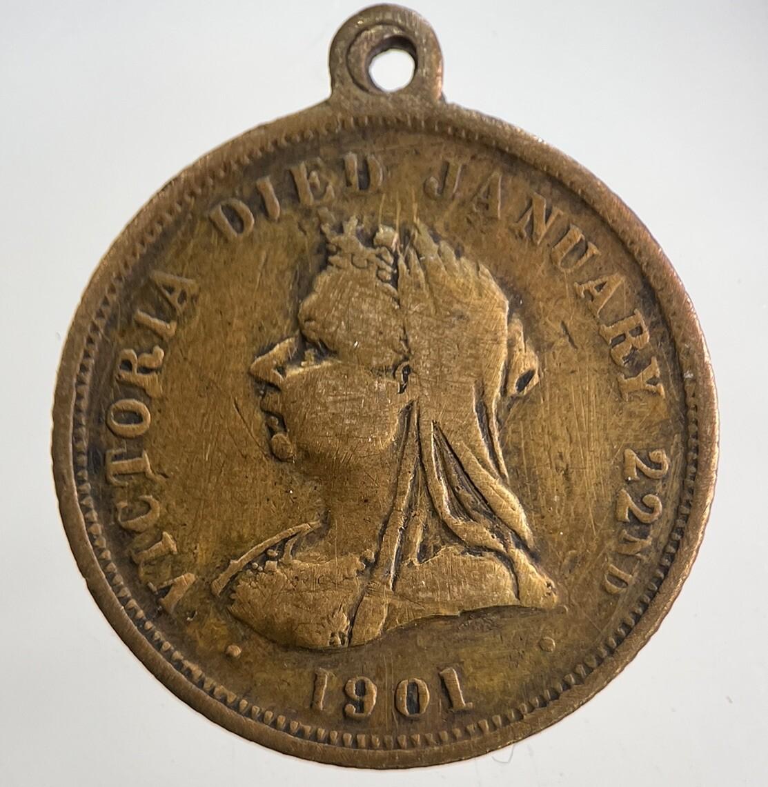 1901 Edward VII Queen Victoria British Medal | Collectable Grade | a5736