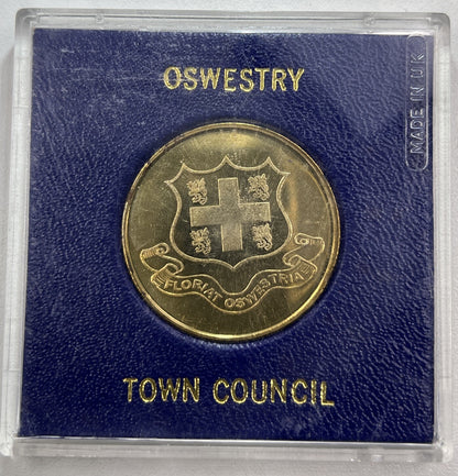 2002 Oswestry Town Council Elizabeth Coin In Case | Collectable Grade | a90338