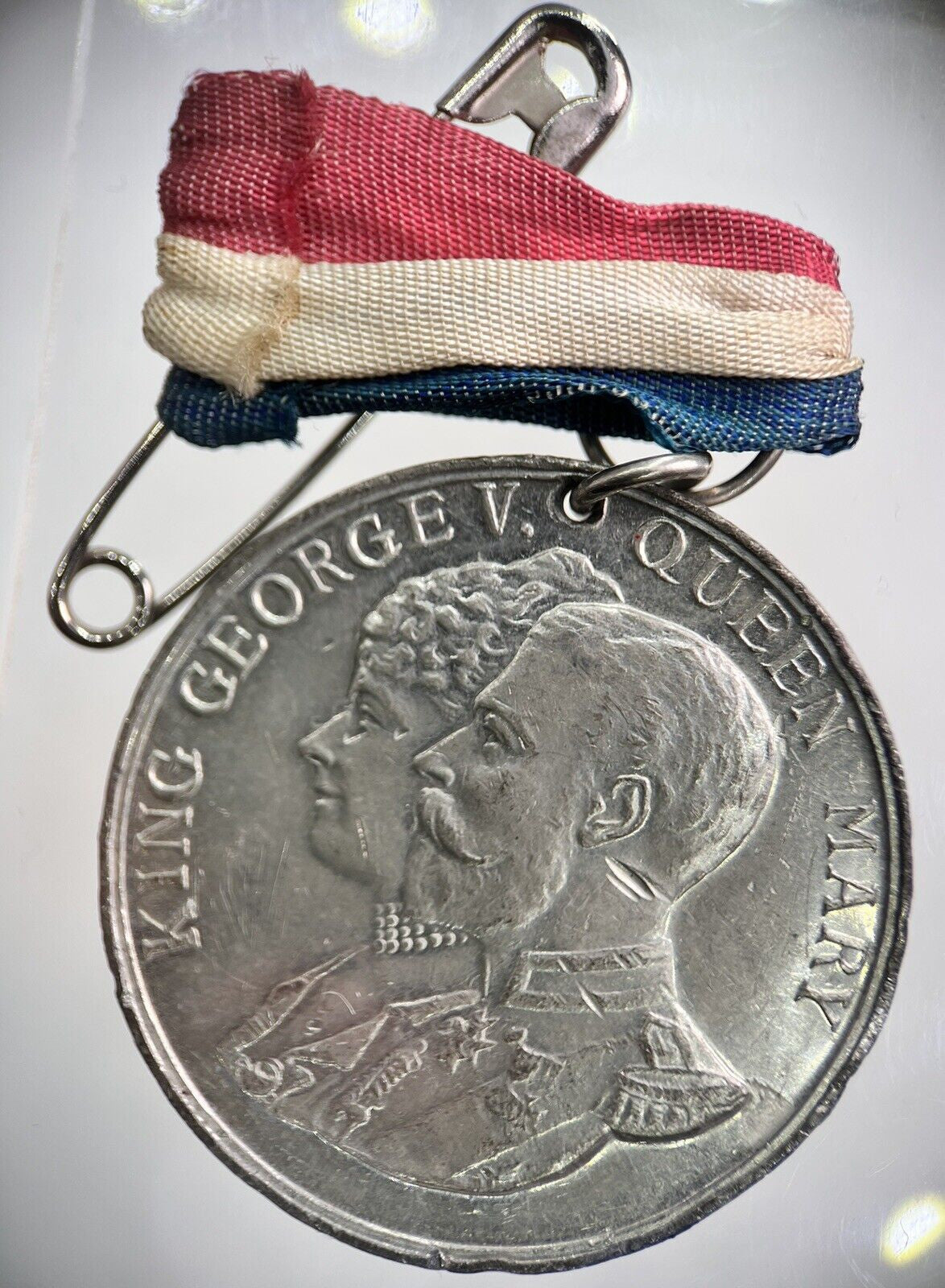 1935 George V Mary Silver Jubilee Medal With Ribbon | Collectable Grade | a2191