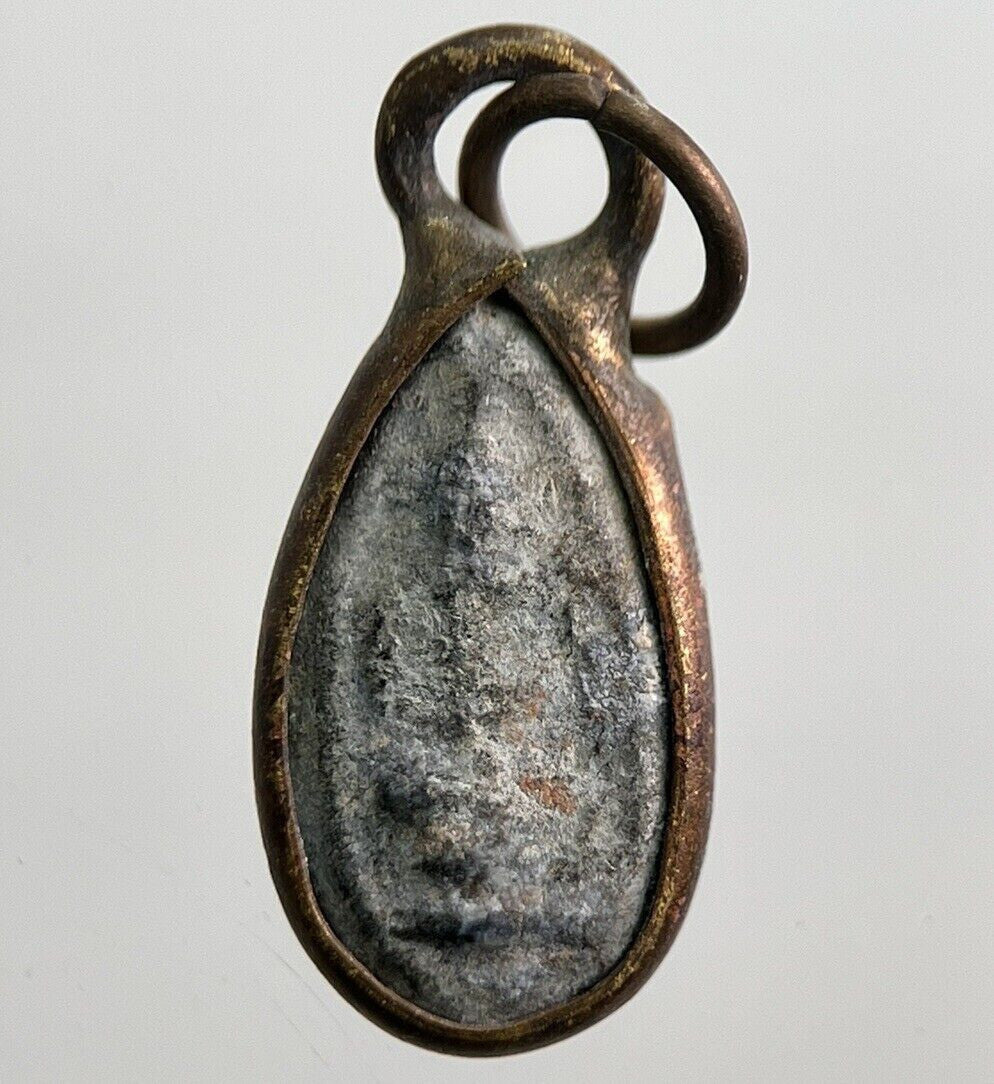 Old Thailand Buddha Necklace Charm Amulet | Height 1.5cm | a7844