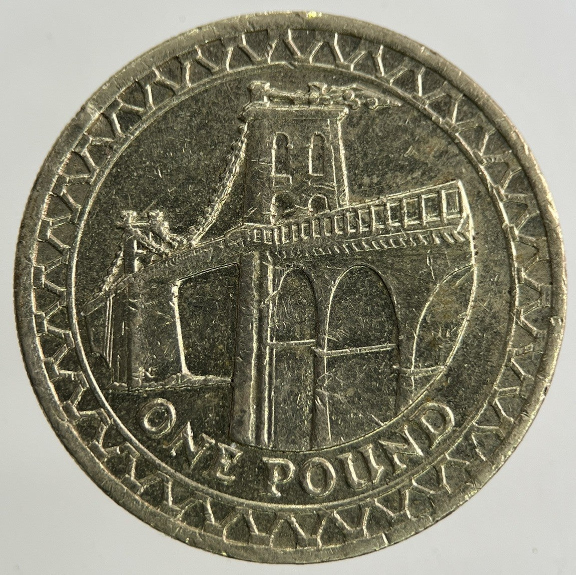 2005 Elizabeth II 2nd £1 One Pound Coin | Fine Collectable Grade