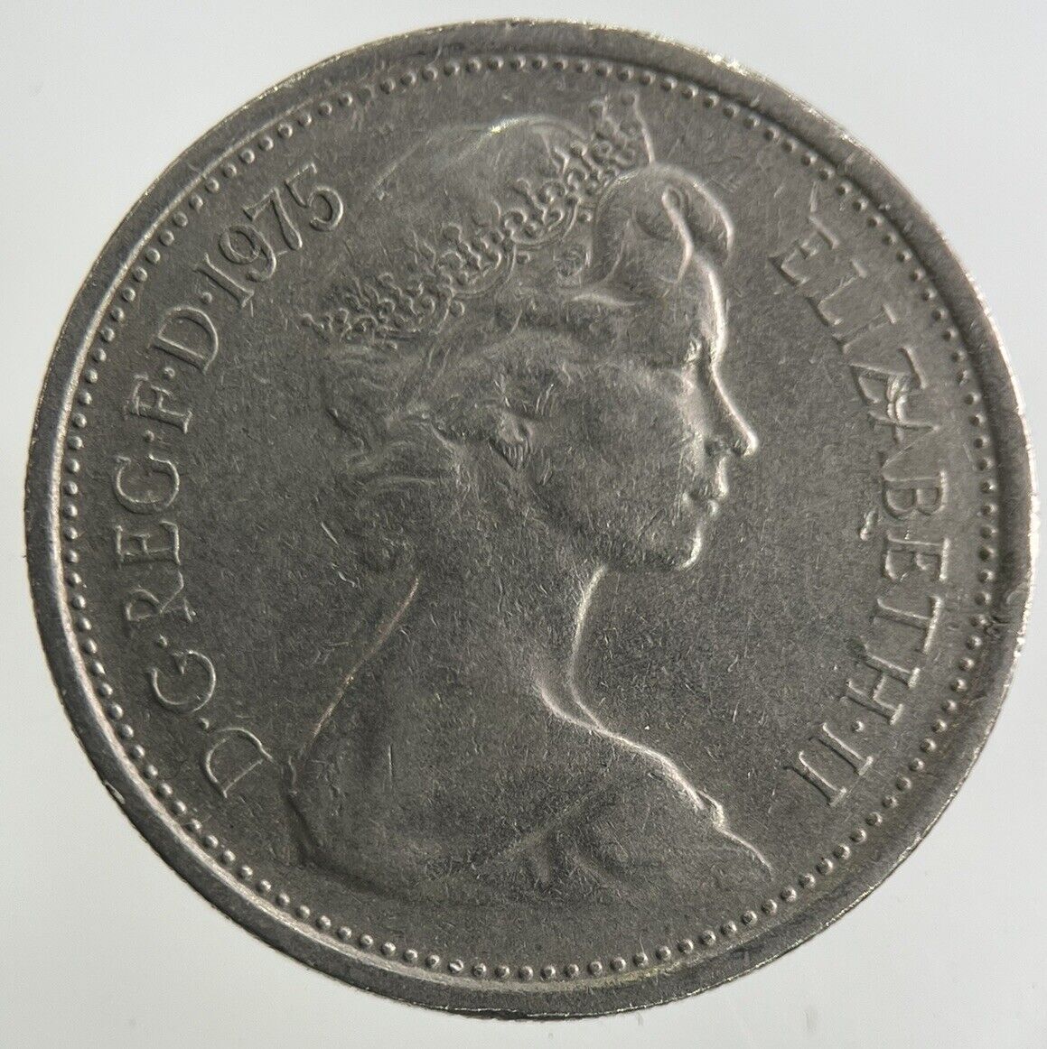 1975 Elizabeth II 2nd 5p Five-Pence Coin | Fine Collectable Grade