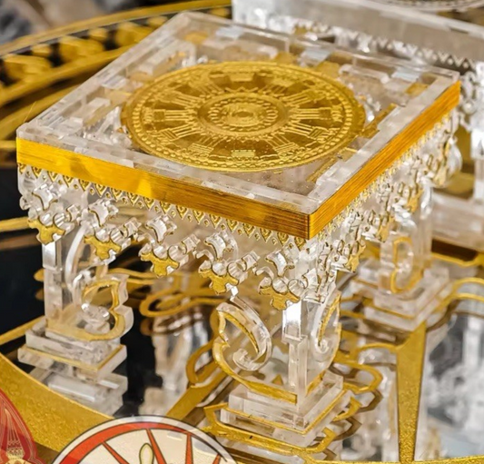 Clear & Gold Multi Purpose Display Table Stand For Coins / Amulet / Medals