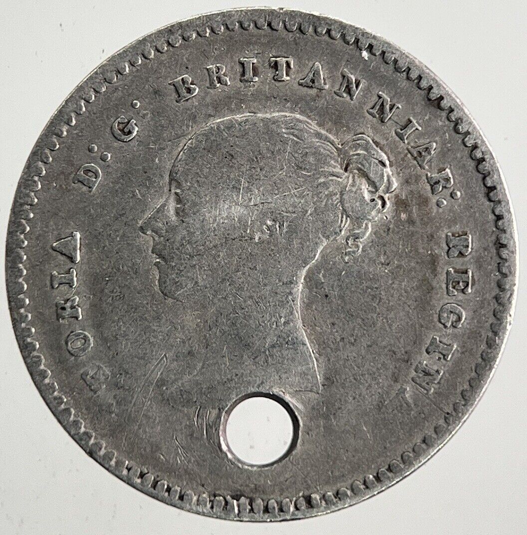 1853 Victoria Maundy Two-Pence Silver Coin | Collectable Grade | a9621