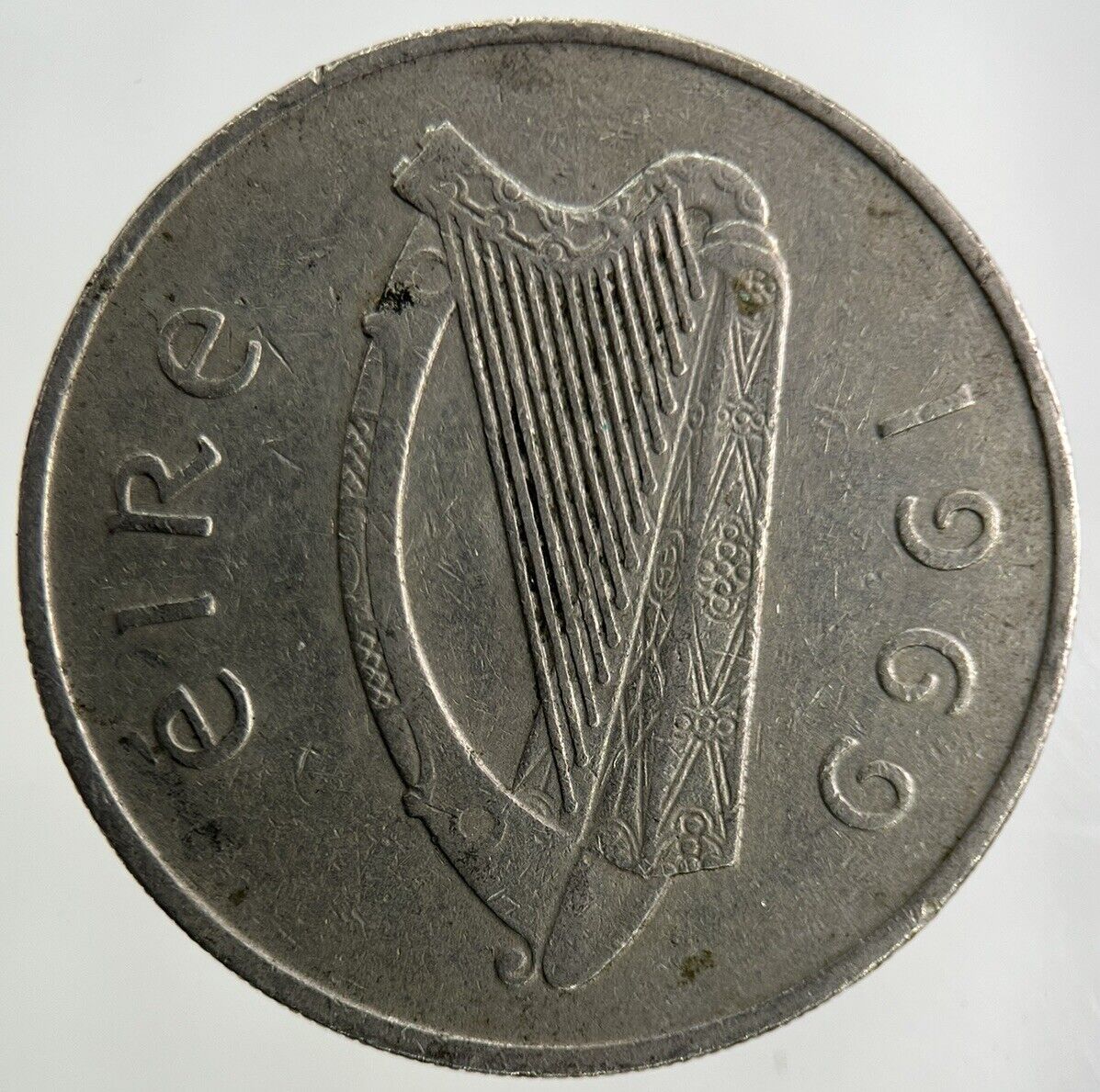 1969 Irish 10p Ten-Pence Coin | Fine Collectable Grade