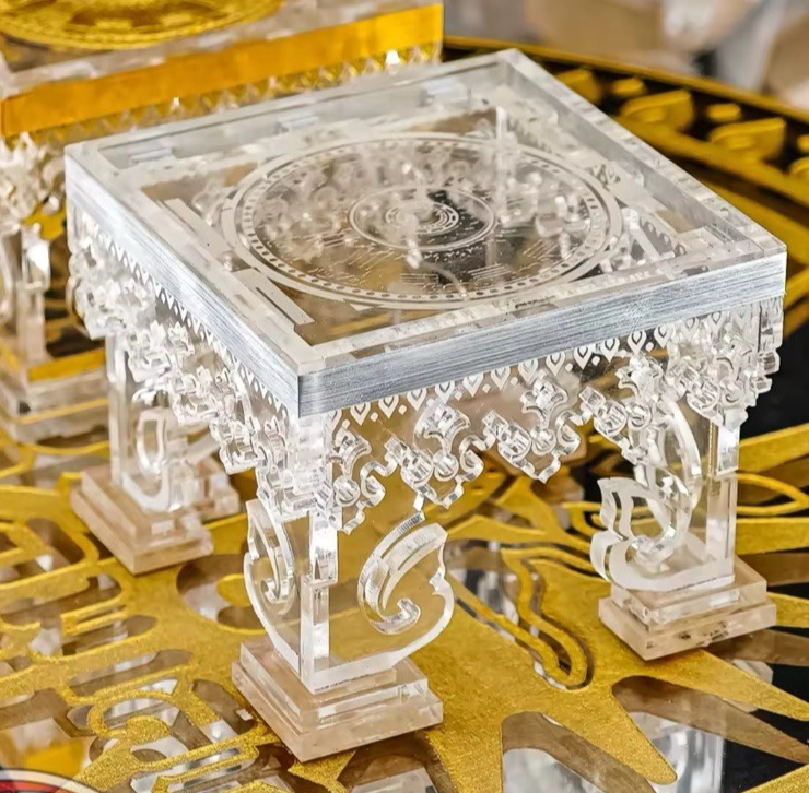 Clear Multi Purpose Display Table Stand For Coins / Amulet / Medals Display