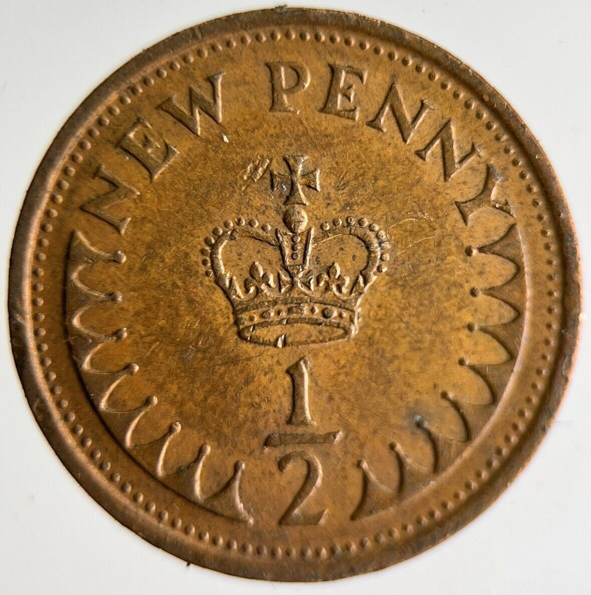 1977 Elizabeth II 2nd New Half 1/2 Penny Coin | Very High Grade