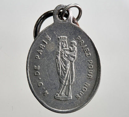 Old Religious Notre Dame Pendant Necklace Charm Amulet | Height 2cm | a2956